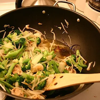Aloo Gobi Potato & Cauliflower Stir-Fry