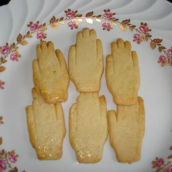 Antwerp Hands Butter Biscuits (Antwerpse Handjes)