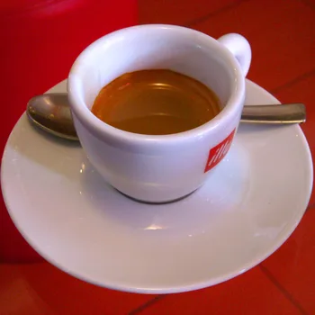 قهوة سوداء سادة (إسبريسو)