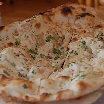 Knoflook naanbrood