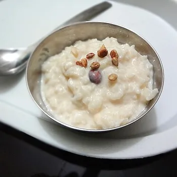 أرز بالحليب والقرفة