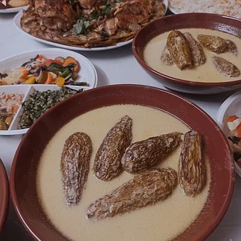 Sheikh Al-Mahshi (Zucchini in Yogurt)