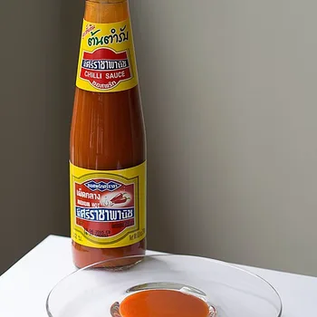 صلصة سريراتشا حارة