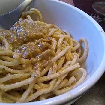 Sun-Dried Tomato Pesto Rosso with Almonds