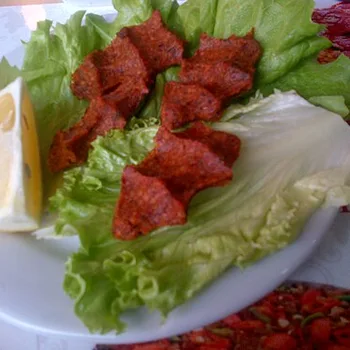 Vegan Cig Kofte (Spicy Bulgur Patties)